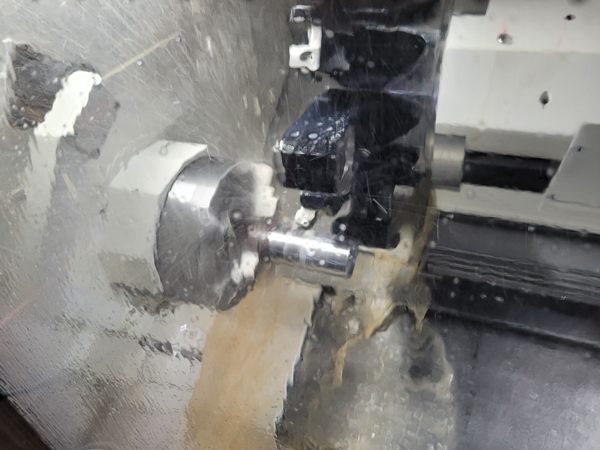 Mazak Quick Turn 250MY cutting at QMN Manufacturing
